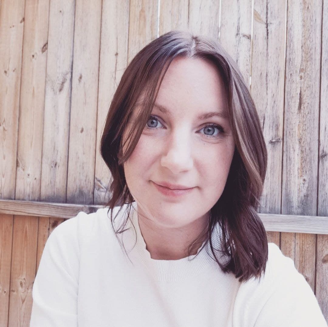 profile picture of Karoline